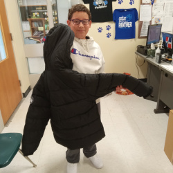 CCFK-Coat-Giveaway-Charlaton-Street-School-1